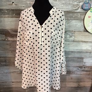 NWT Rue21 White Polka Dot Zip-Front Blouse